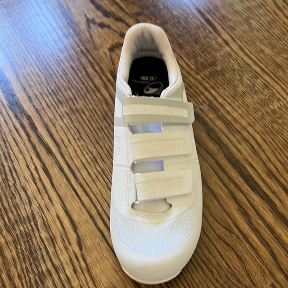 Pearl Izumi Interface cycling cleats, Size 43 - Picture 4 of 4